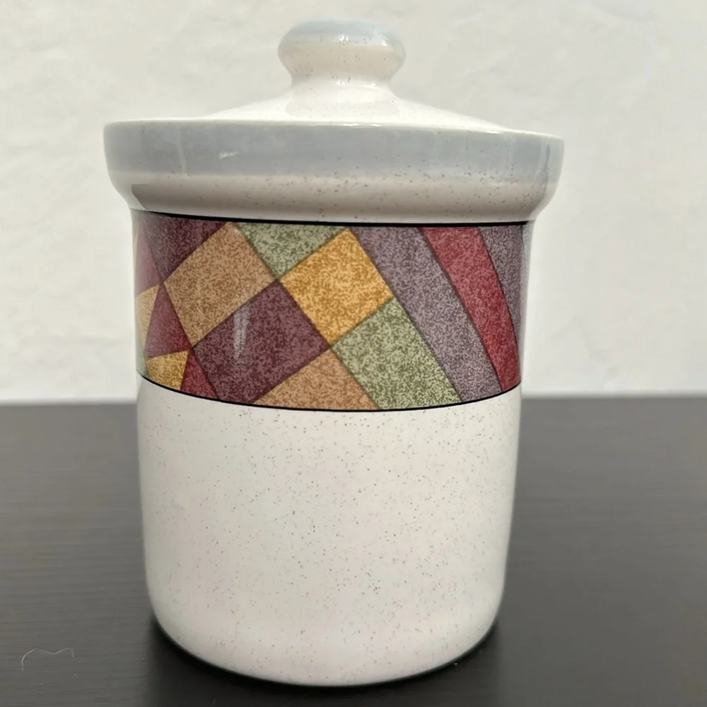 Studio Nova Small Palm Desert 5.25” Canister & Lid